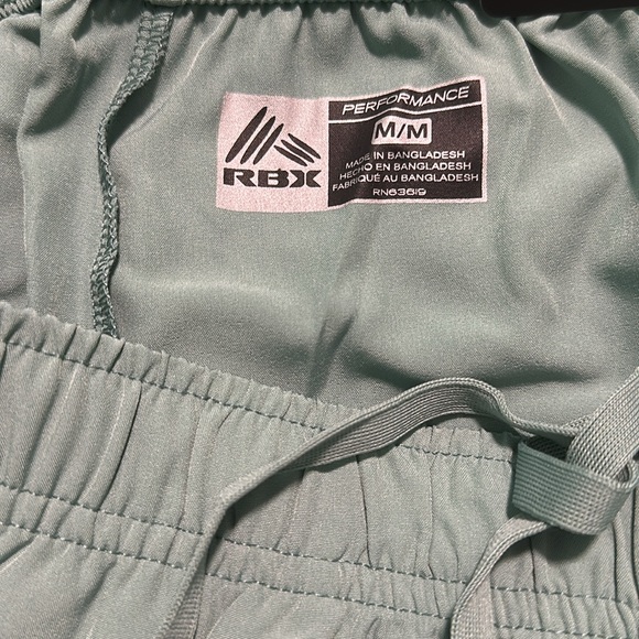 New RBX men Training Shorts 7” inseam size M - Picture 5 of 5